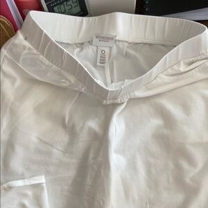 Weekends by Chico’s white size 0 Capri NWOT